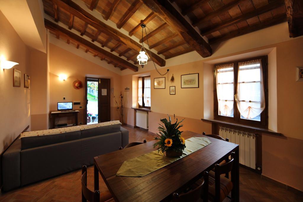 Agriturismo Bagnaia San Quirico dʼOrcia Pokoj fotografie